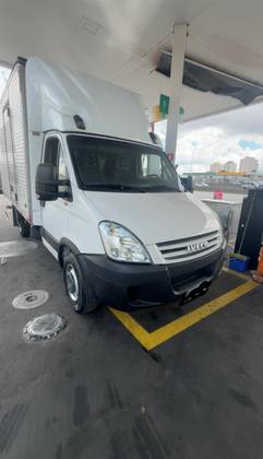 IVECO DAILY 35S14 CHASSI CABINE TURBO INTERCOOLER DIESEL 2P MANUAL IVECO DAILY 35S14 CHASSI CABINE TURBO INTERCOOLER DIESEL 2P MANUAL